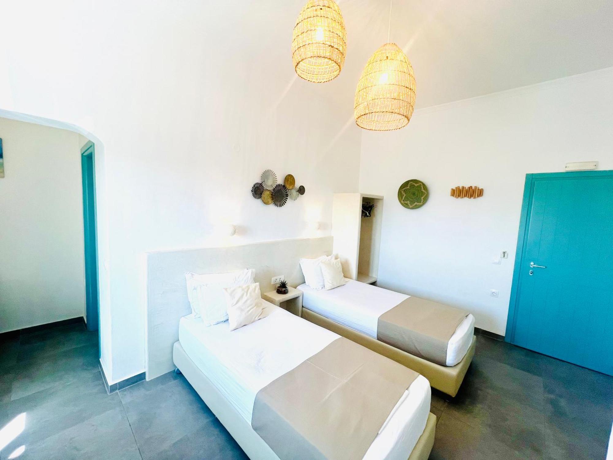 Arapiou Aparthotel