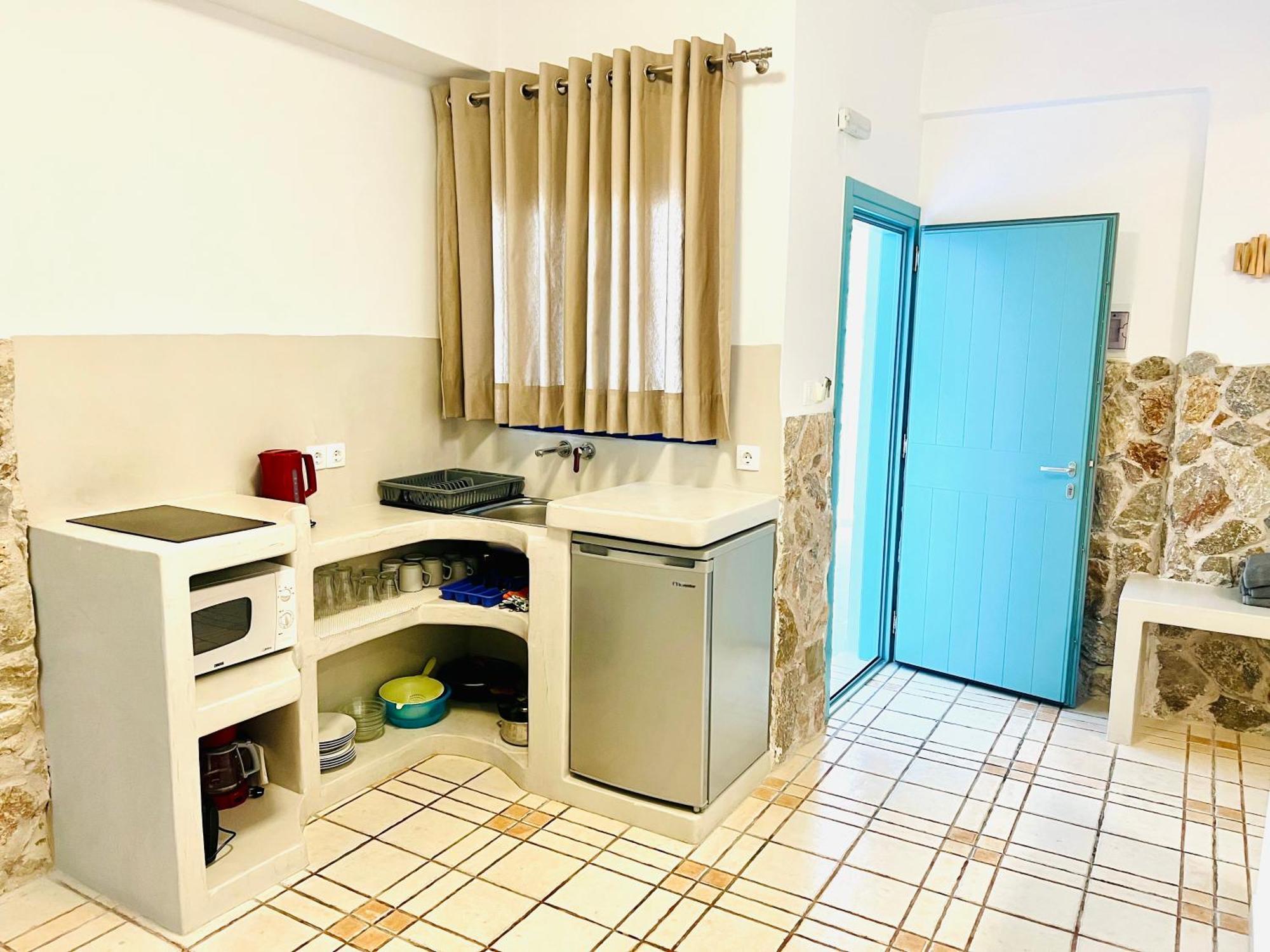 Arapiou Hotel apartamentowy Perivolos